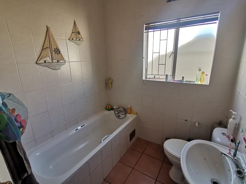 2 Bedroom Property for Sale in Vaalpark Free State